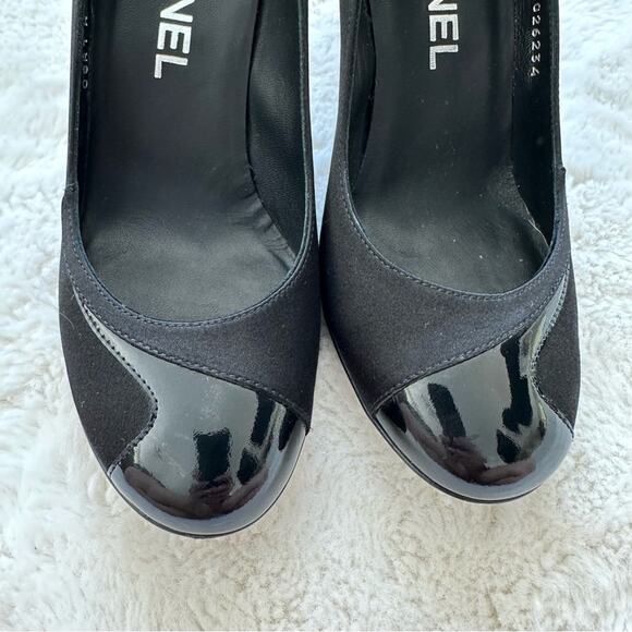 CHANEL women high heels with metal heel size 36 EU Authentic Retail 1450$ - Picture 4 of 9